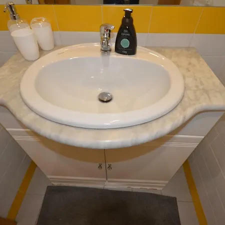 Homestay Double Next To Airport/ Fill/expo Lisbon