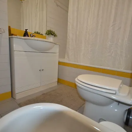 Homestay Double Next To Airport/ Fill/expo